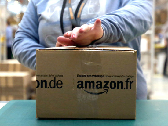 12_Amazon reportedly to open 400 book shops